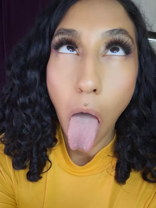 I wonder how can I convince you to bust a nut in my mouth