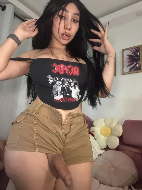 If I was your gf and welcomed you home like this... wyd?🥰