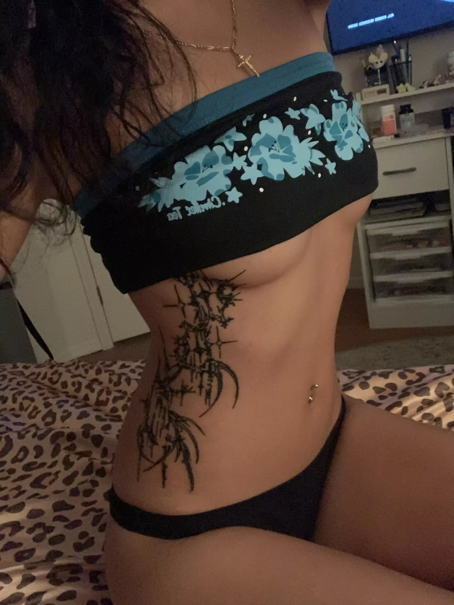 I'm just a simple needy asian slut who needs to be bred, fucked and owned