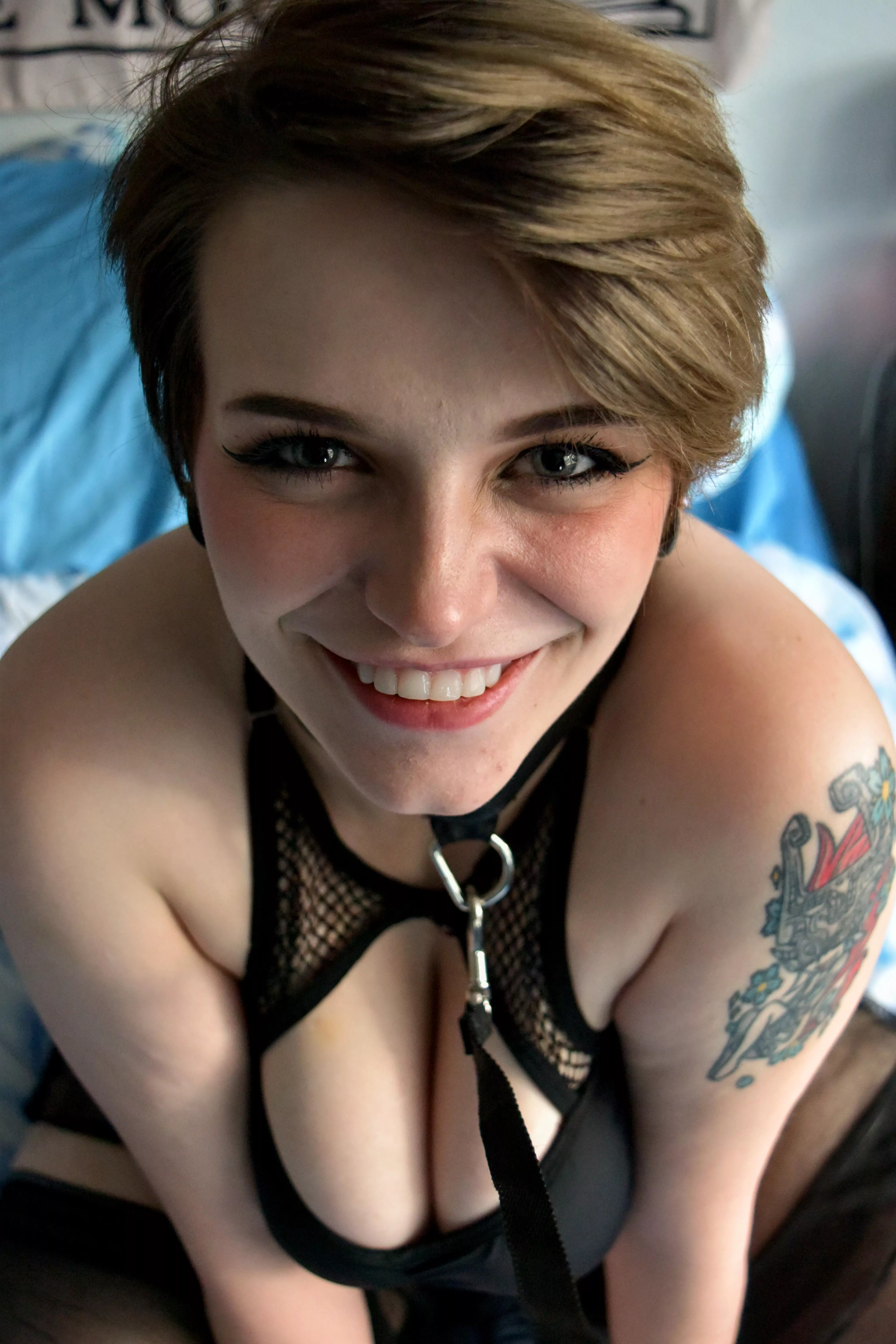 Let me get on my knees and give some thanks to you 🙏😜