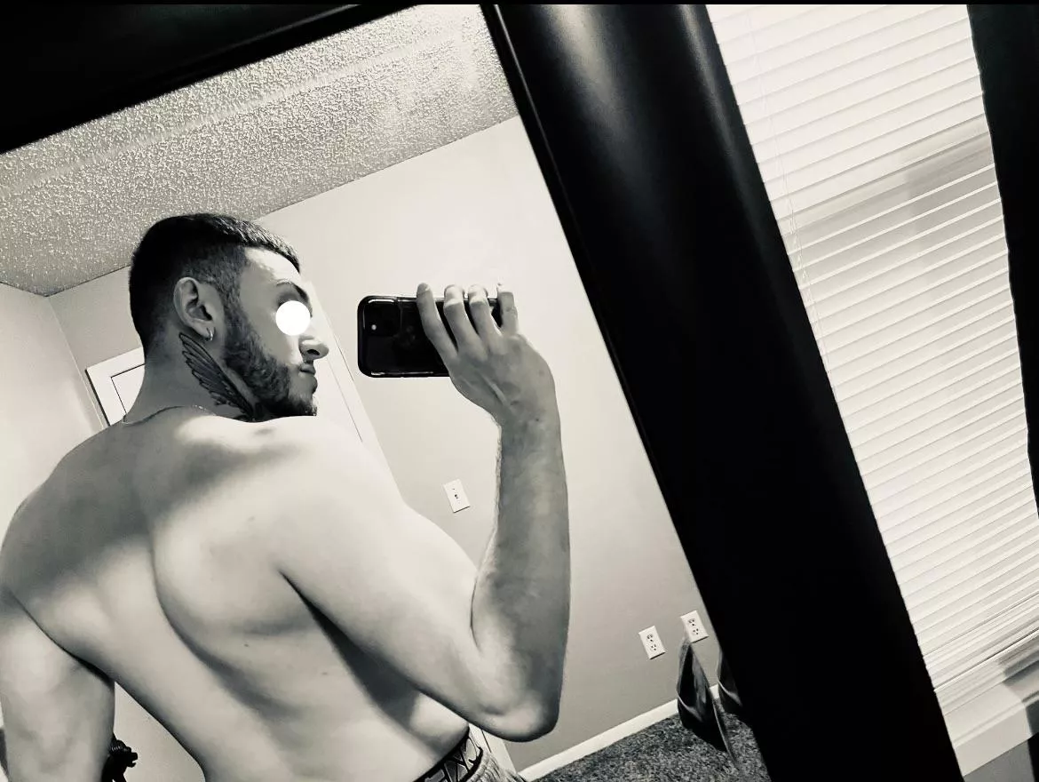 Looking for your hotwife (; can host! 