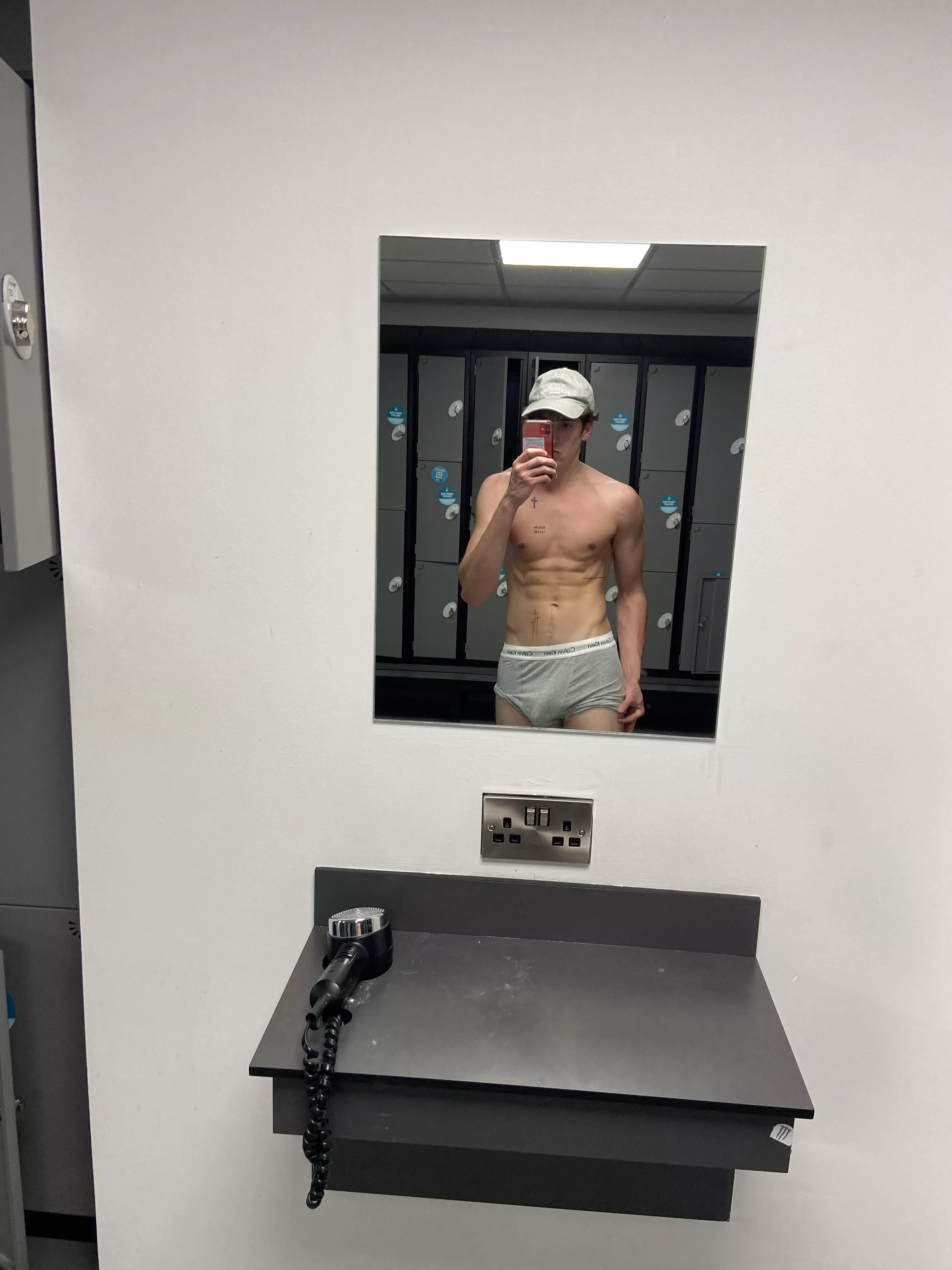 Message me, horny ;)