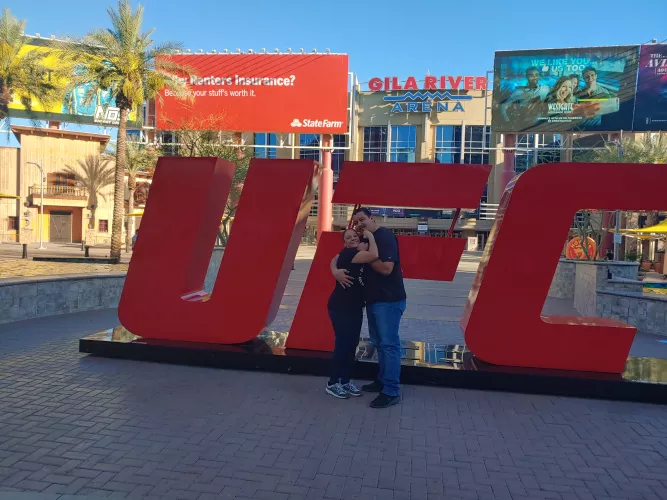 Mf4mf looking to play from friday through sunday. Couples or females only.