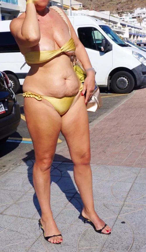 mummy belly still ok for a bikini guys?