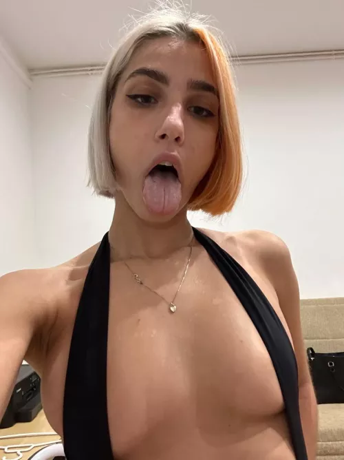 my b cups want some attention, how about you?