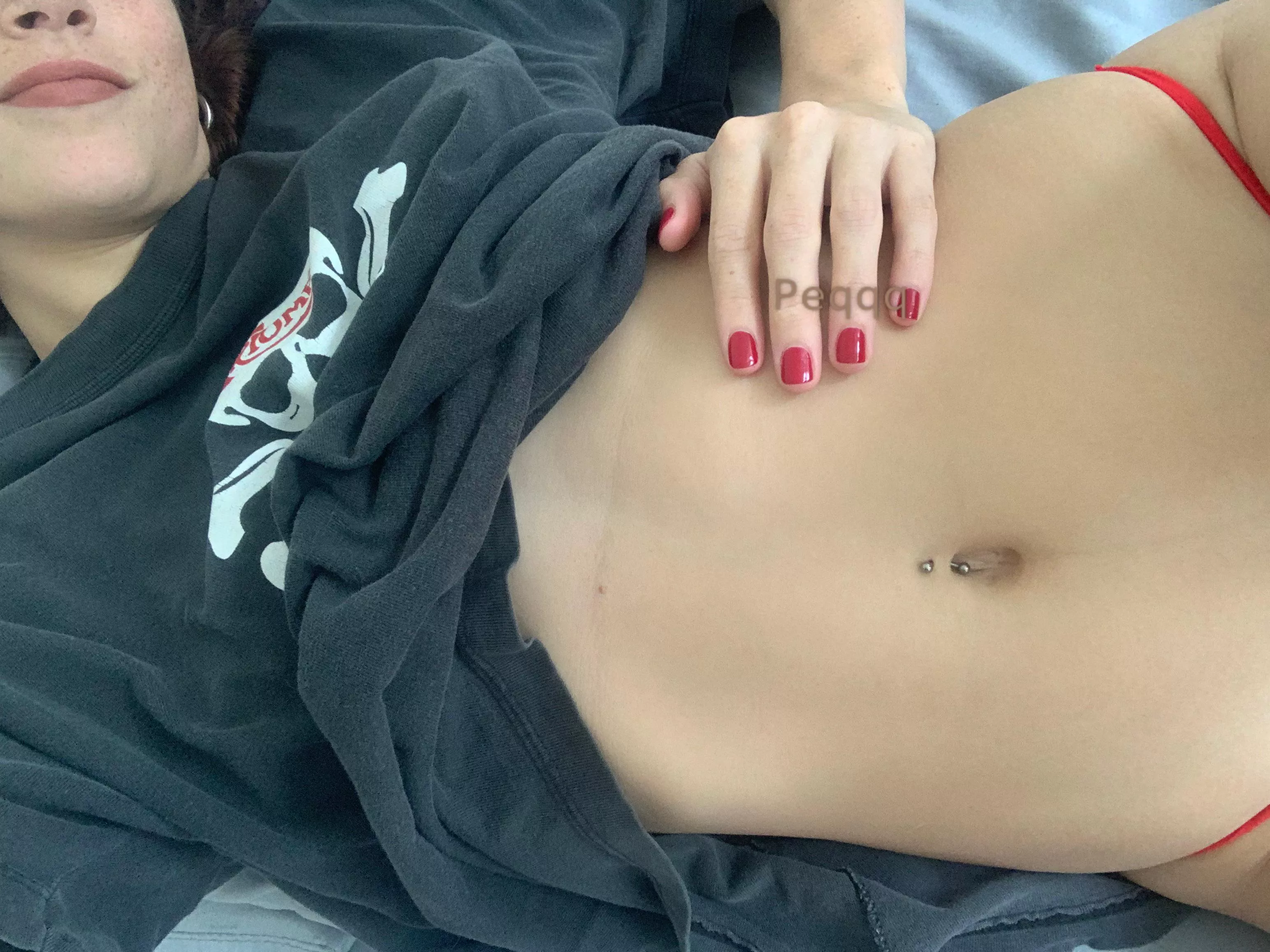 My bellybutton today :) 