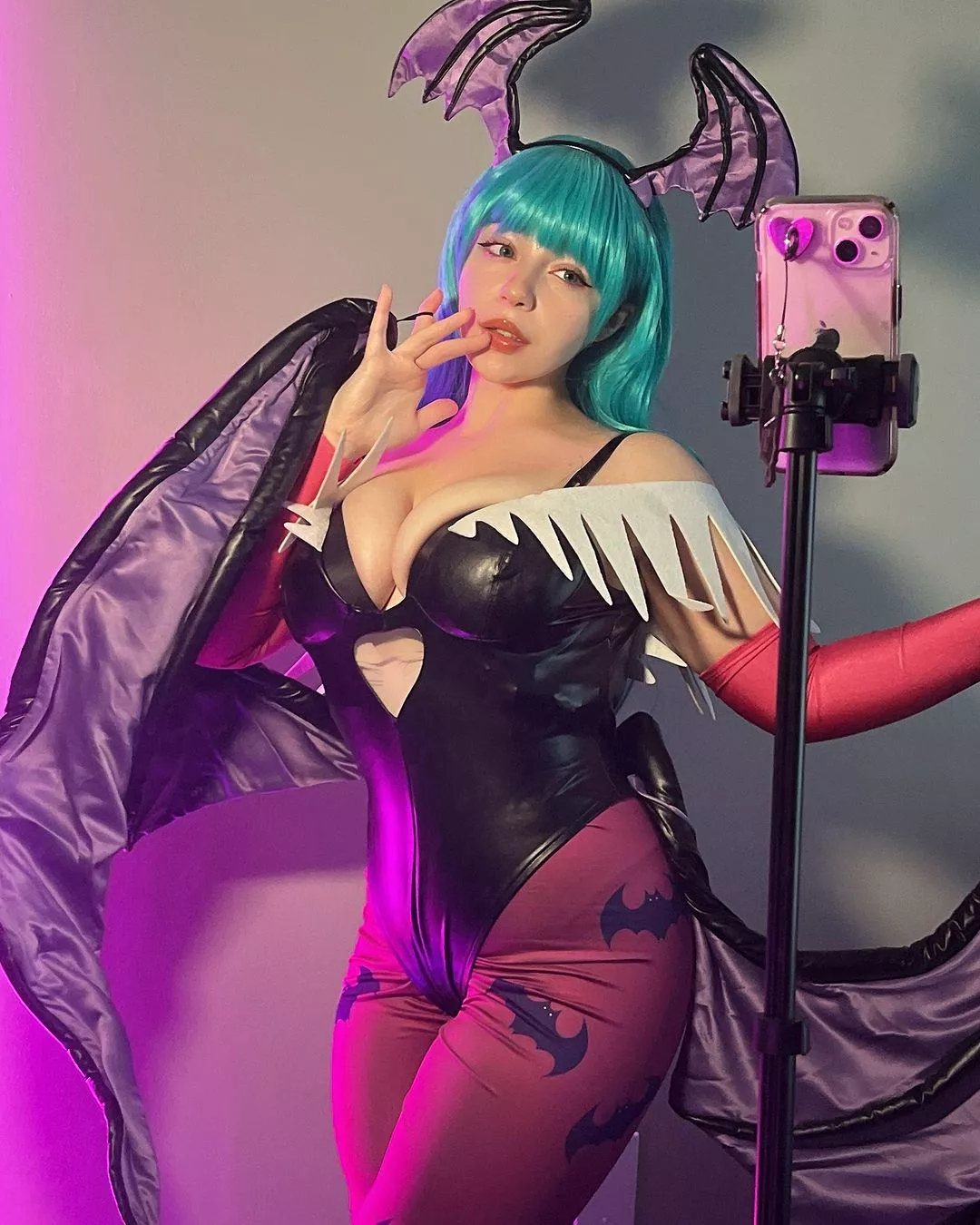My Morrigan Aensland Cosplay from Darkstalkers (not_sugashi)