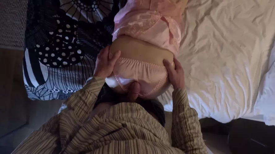 New to my satin fetish ManyVids store! Cherry English's Pink Princess Panty Rub POV