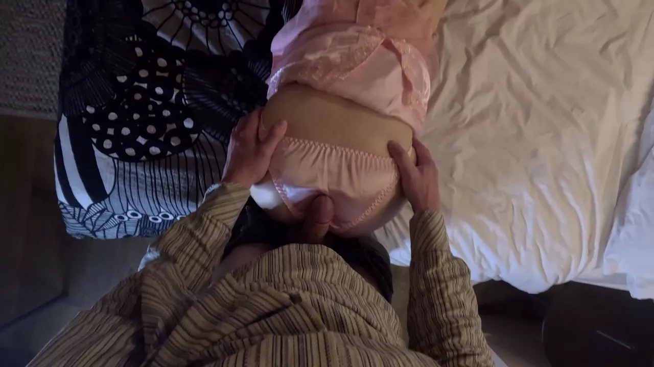 New to my satin fetish ManyVids store! Cherry English's Pink Princess Panty Rub POV