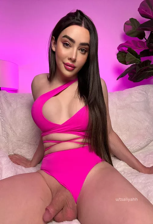 Say 3 words to get me fully hard