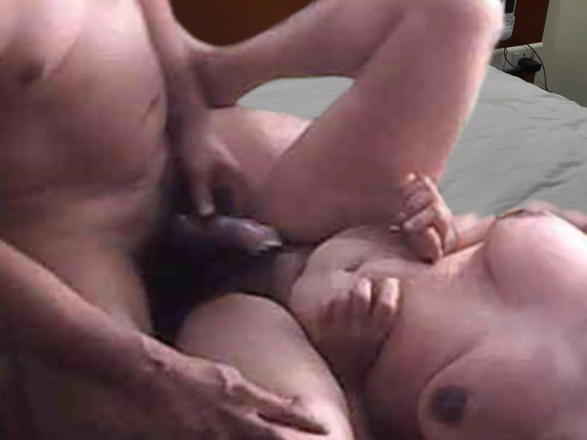 Sexy milf Missionary fuck 