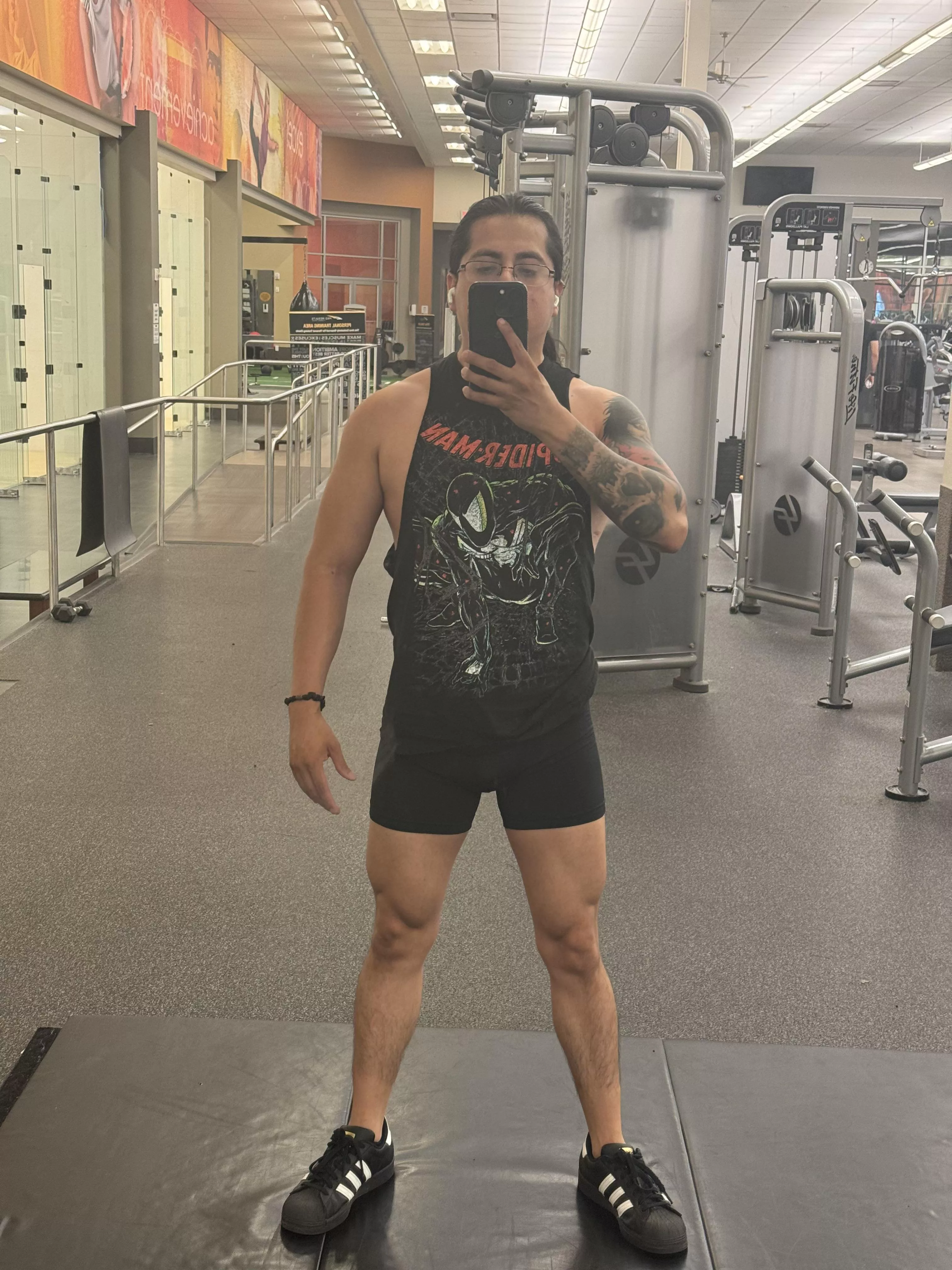 Short legging tuesday!!