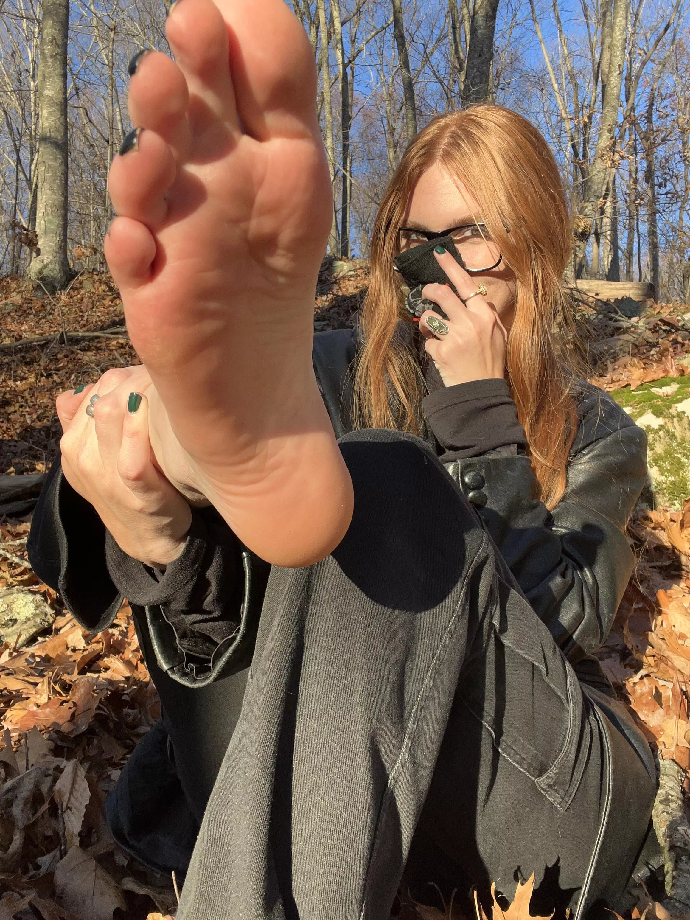 Showing off my perfect pink feet 