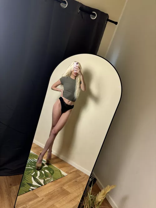 Simple black panties 