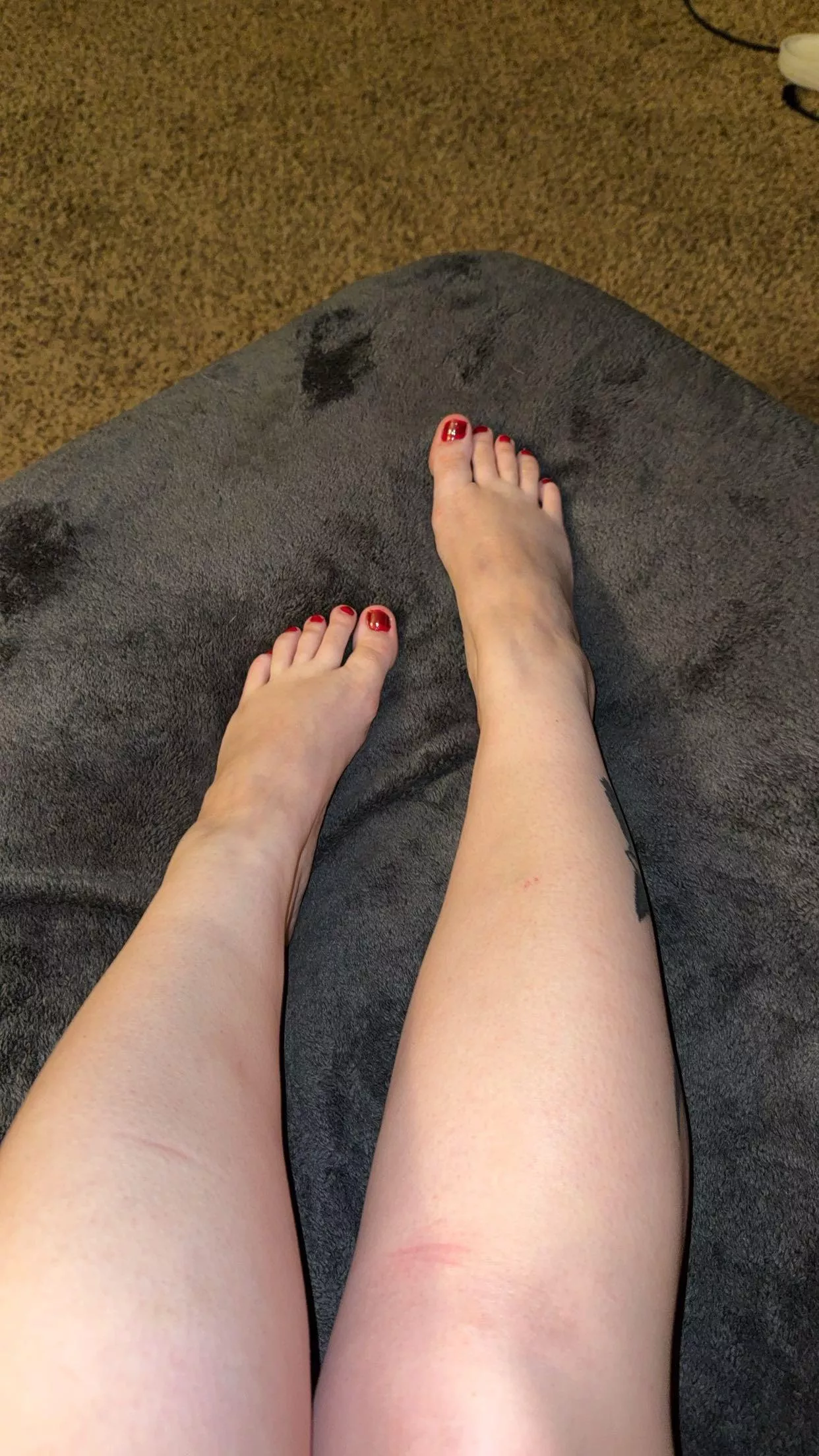 Someone needs to play with me 🤤