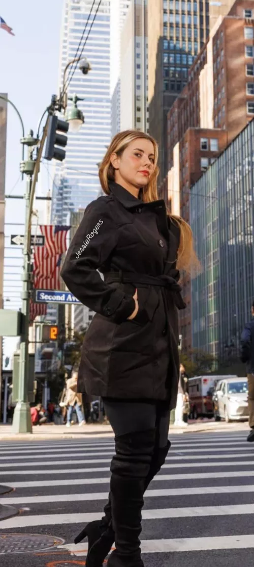 That coat can't hide that hump