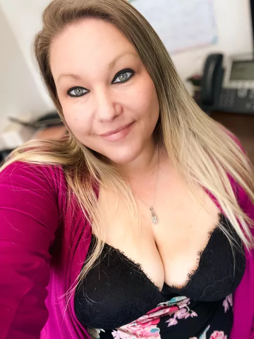 This bra holds them well 