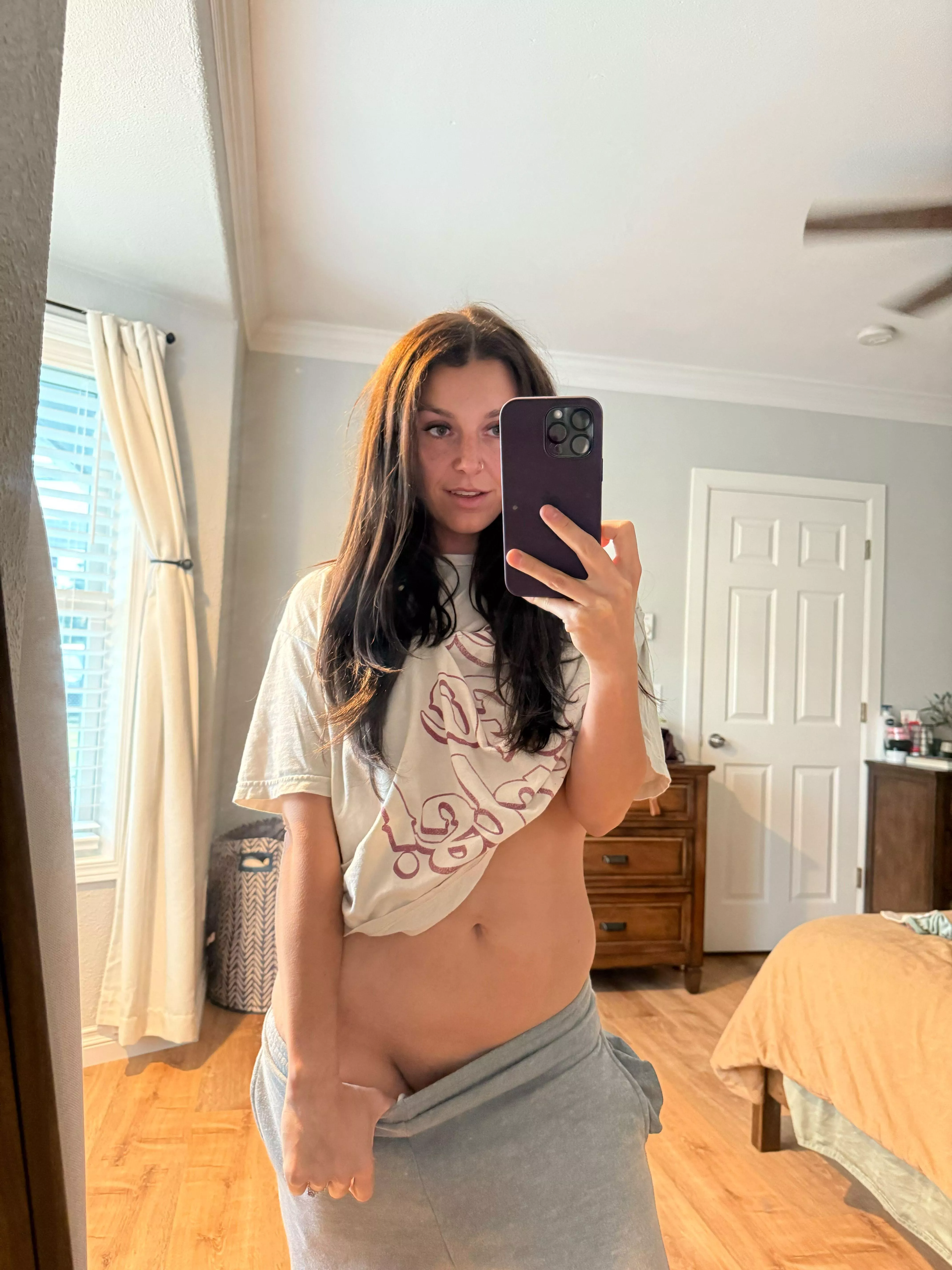 This [NeighborhoodMILF] left the curtains open for you to have fun