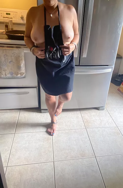 Time to make dinner babe