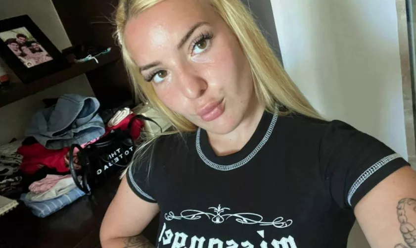 Travis : f4m here's the perfect place for your face