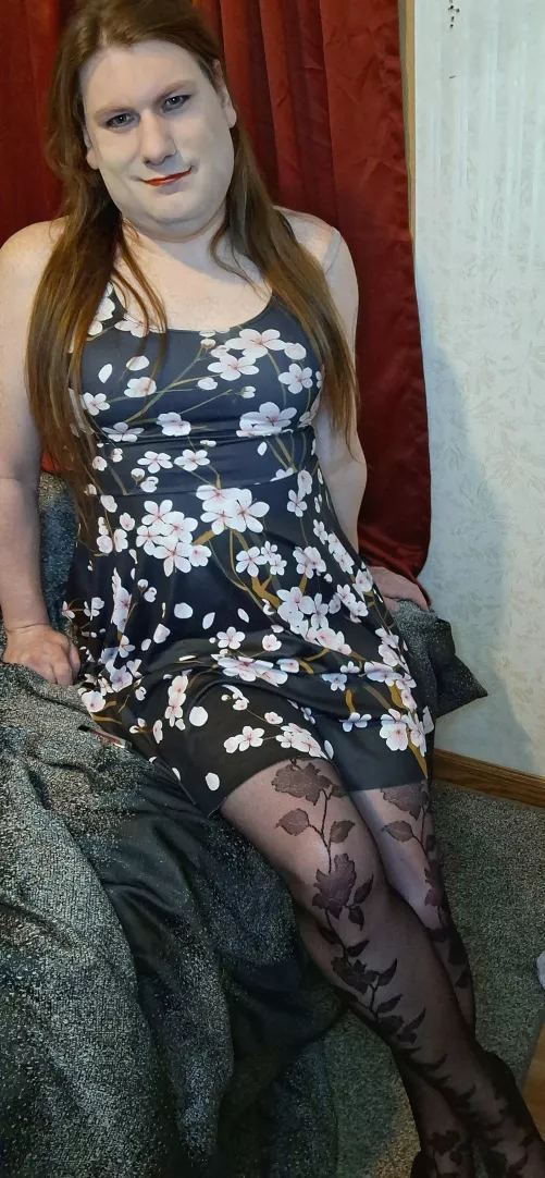 Turns out, flowers are my favorite outfit.