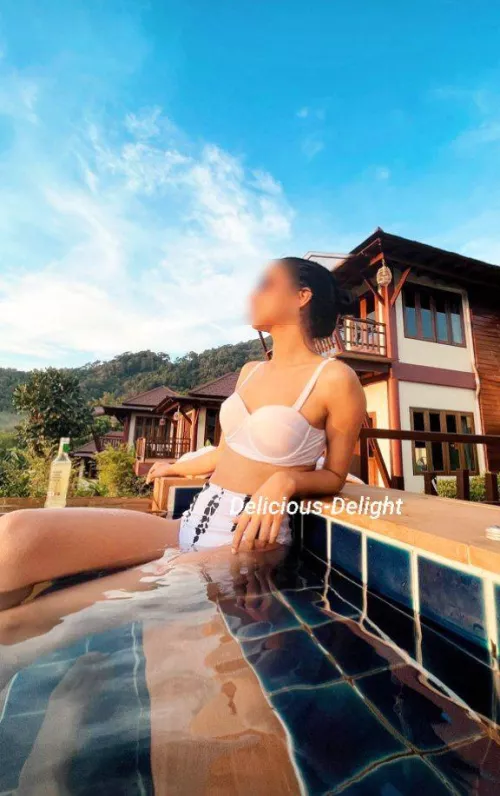 Vacations are for flexing your body