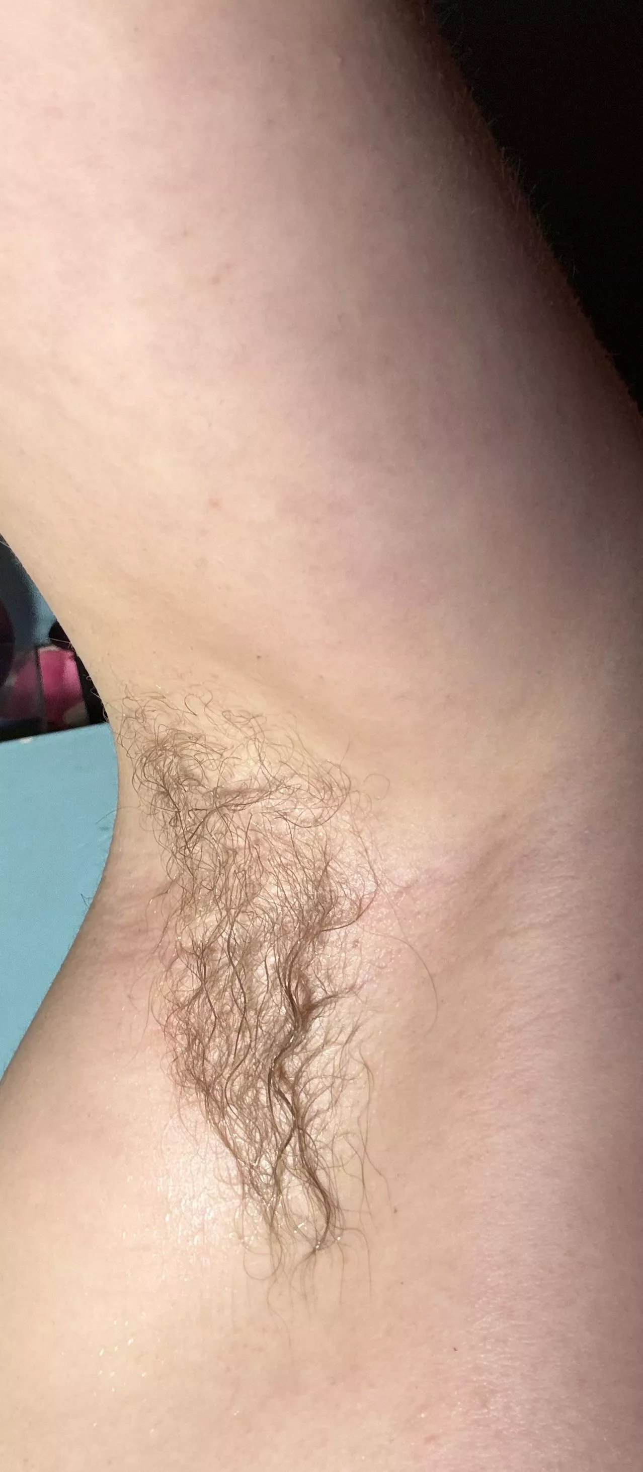 Wet pits after shower