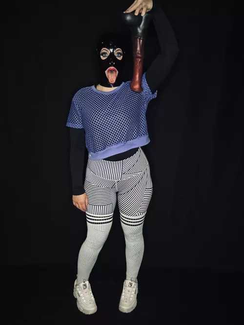 🖤 when I get asked, what’s the right size? I think at least bigger then my head 💙