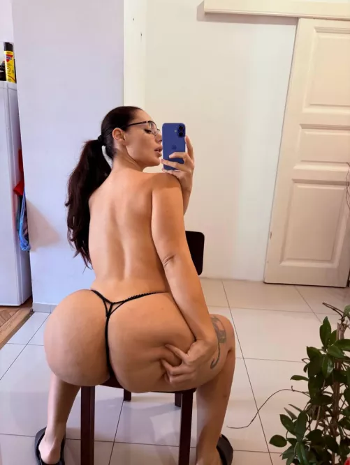 Which position do you think suits me the most, normal cow girl or reverse cow girl?