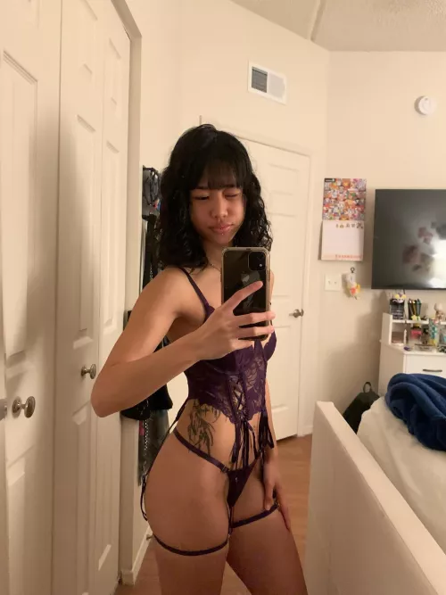 Will you creampie a thai girl like me? 