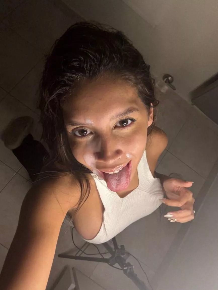 You have to cum in my face on the first date