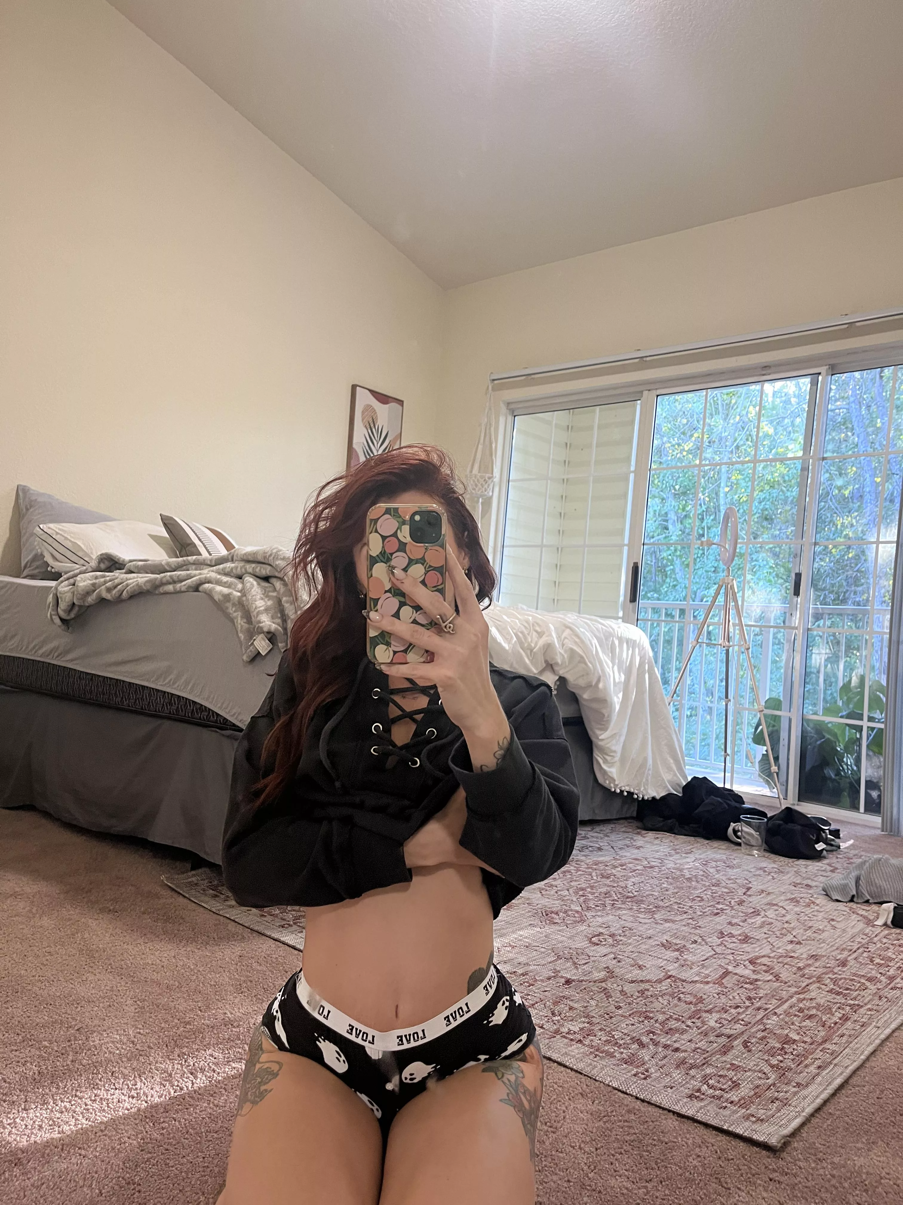 Your daily dose of temptation is here. 😈❤️
