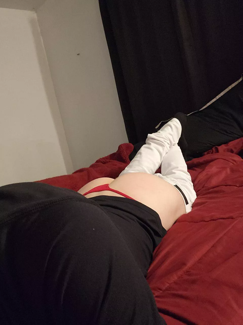 28 Whiteboi looking for BBC 