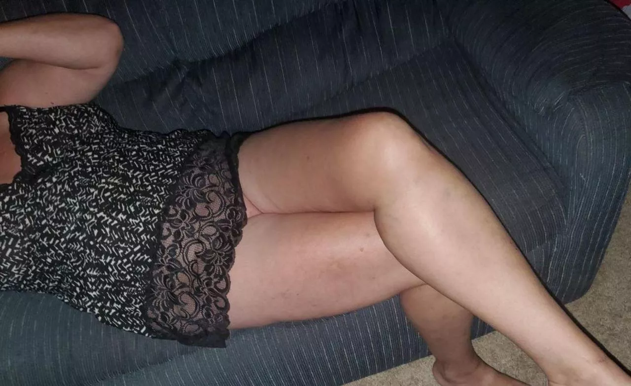 47f 47m married for M looking for ongoing FWB for her