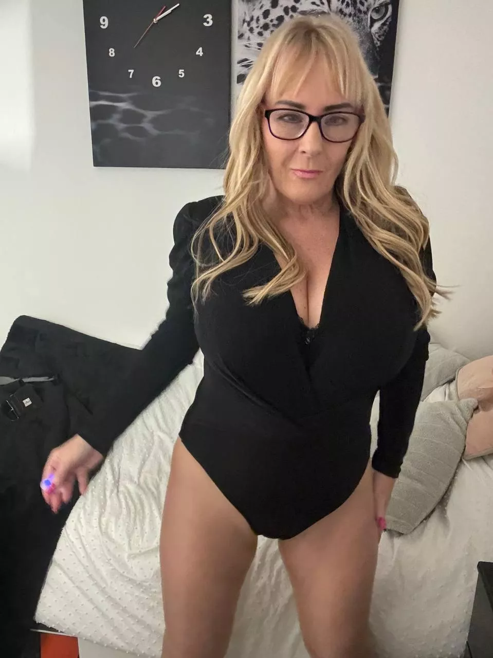 62yo… do I look seductive in my glasses?