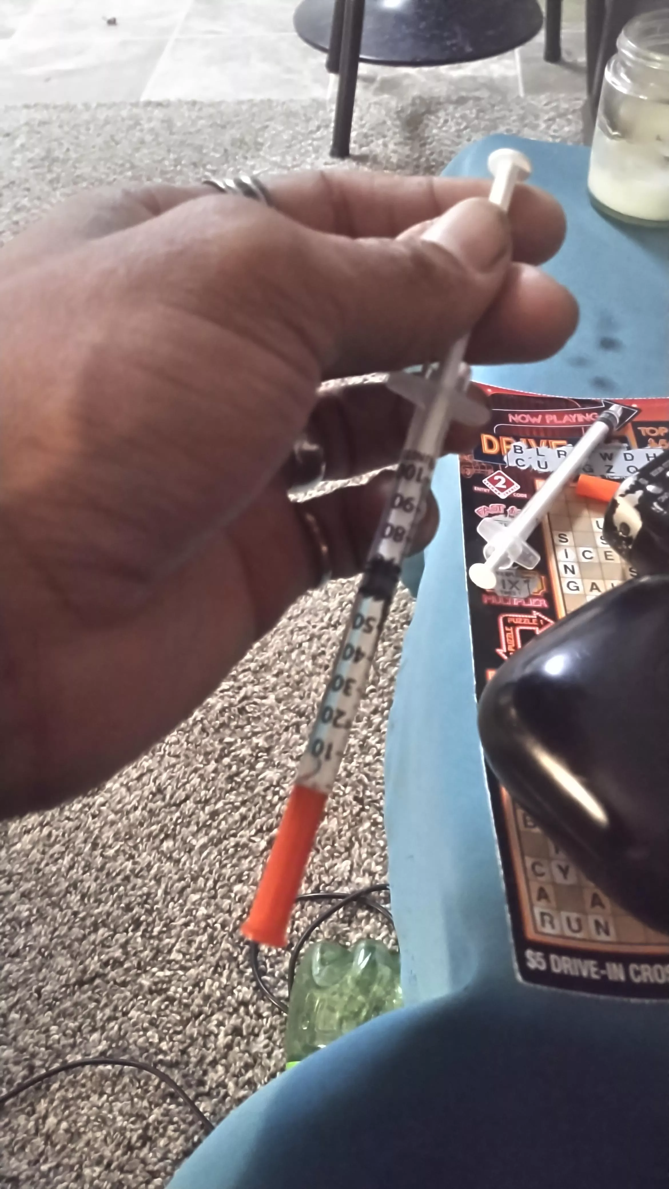 About to do a 💉 anyone wanna c2c