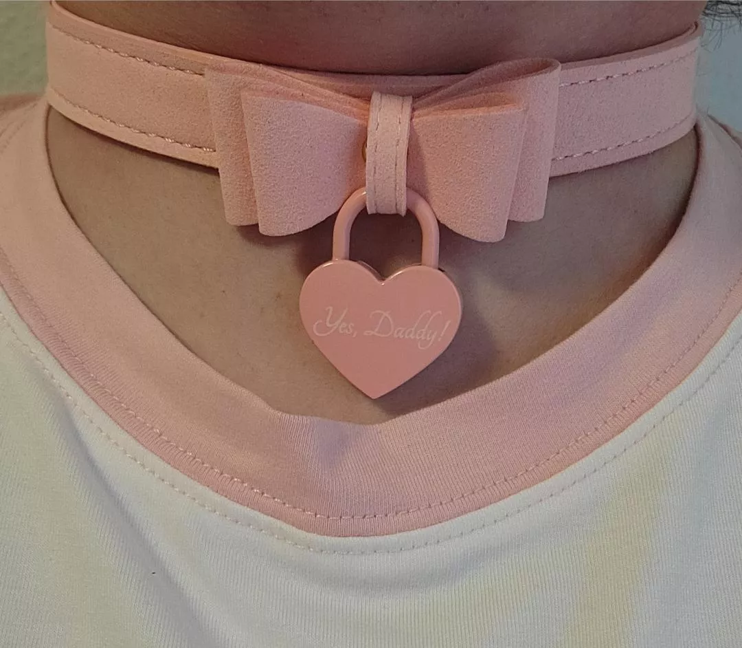 Bambi's Obedience Collar [Uncensored Trggers]