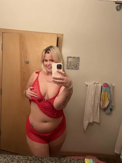 Chubby girls have more fun 