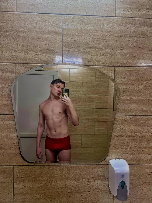 Didn’t post since ages, how are you, beautiful people?😍