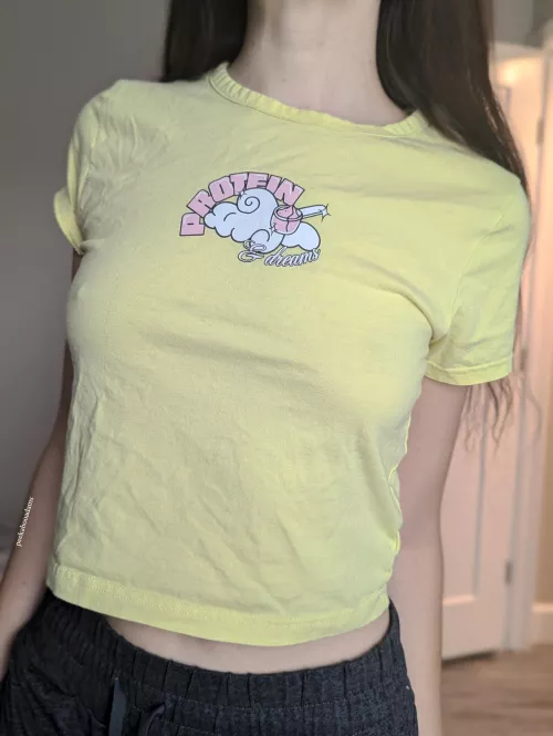 Forget a bra at the gym when you're this tiny 