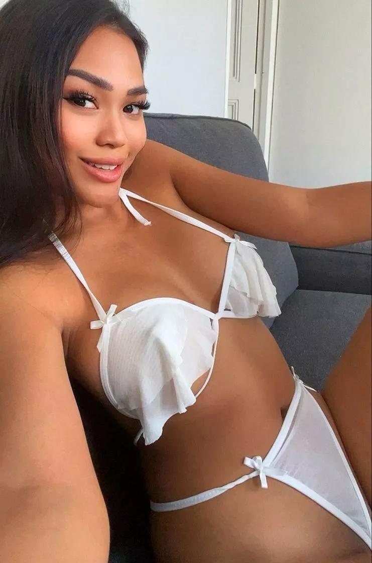 I love to see myself from this angle