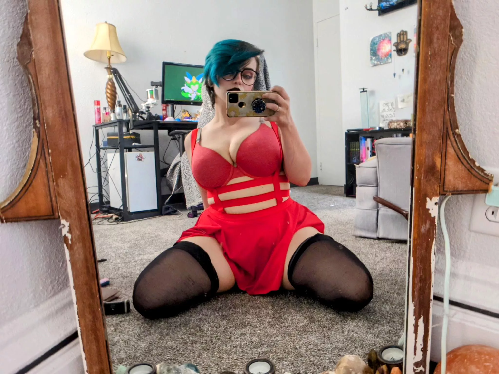 I'll support you in game and under the desk babe 😜