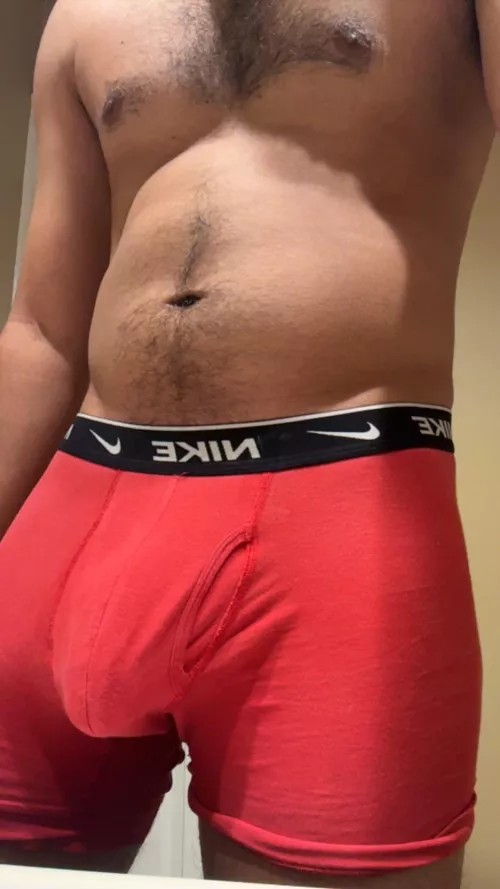 M4f central. Car play?