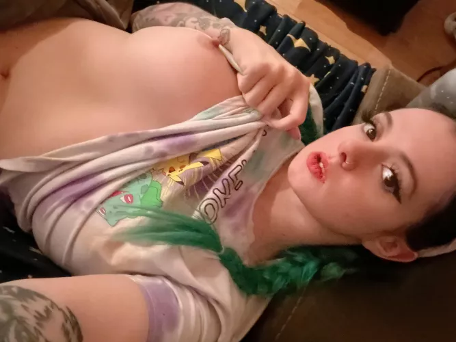 Nerdy green haired girl 