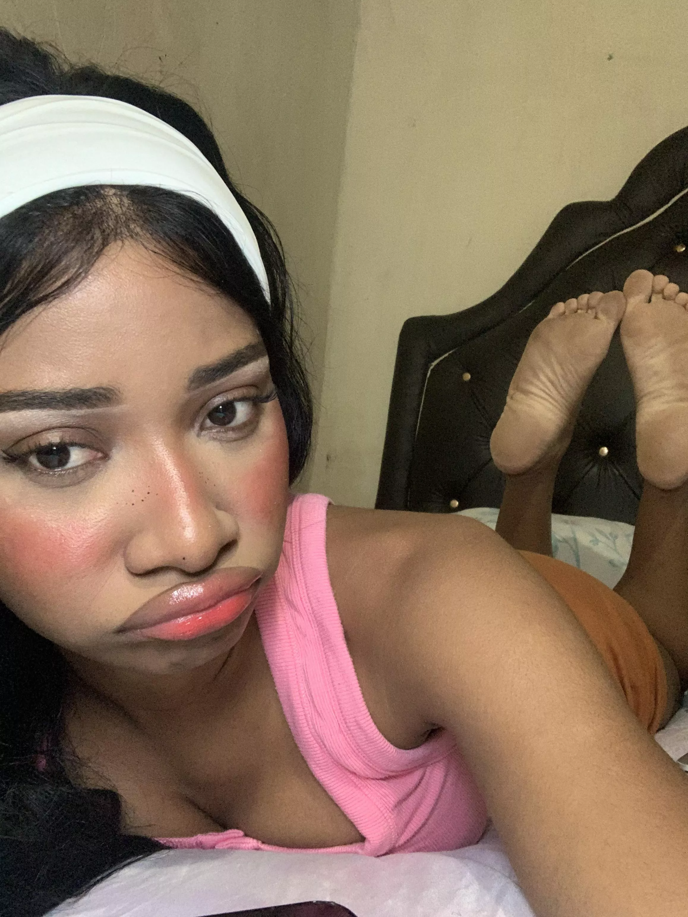 open up, let me shove them down your throat 