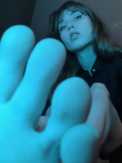 These toes should be worshipped