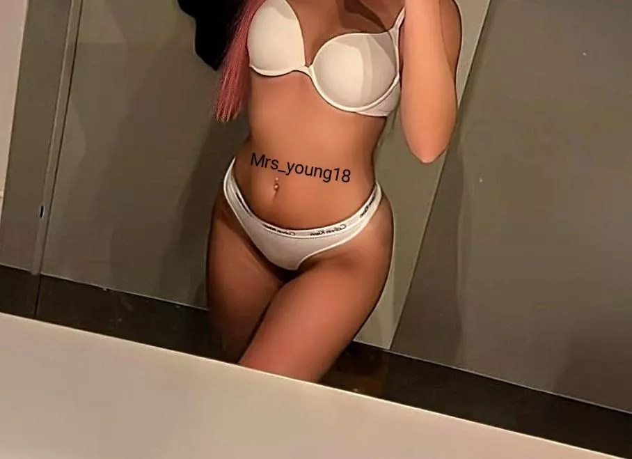 What could you do in front of the mirror?😉