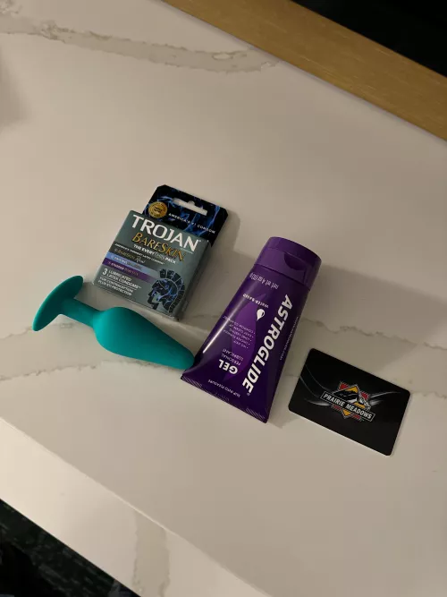 39(m) staying at prairie meadows for f or couple. 