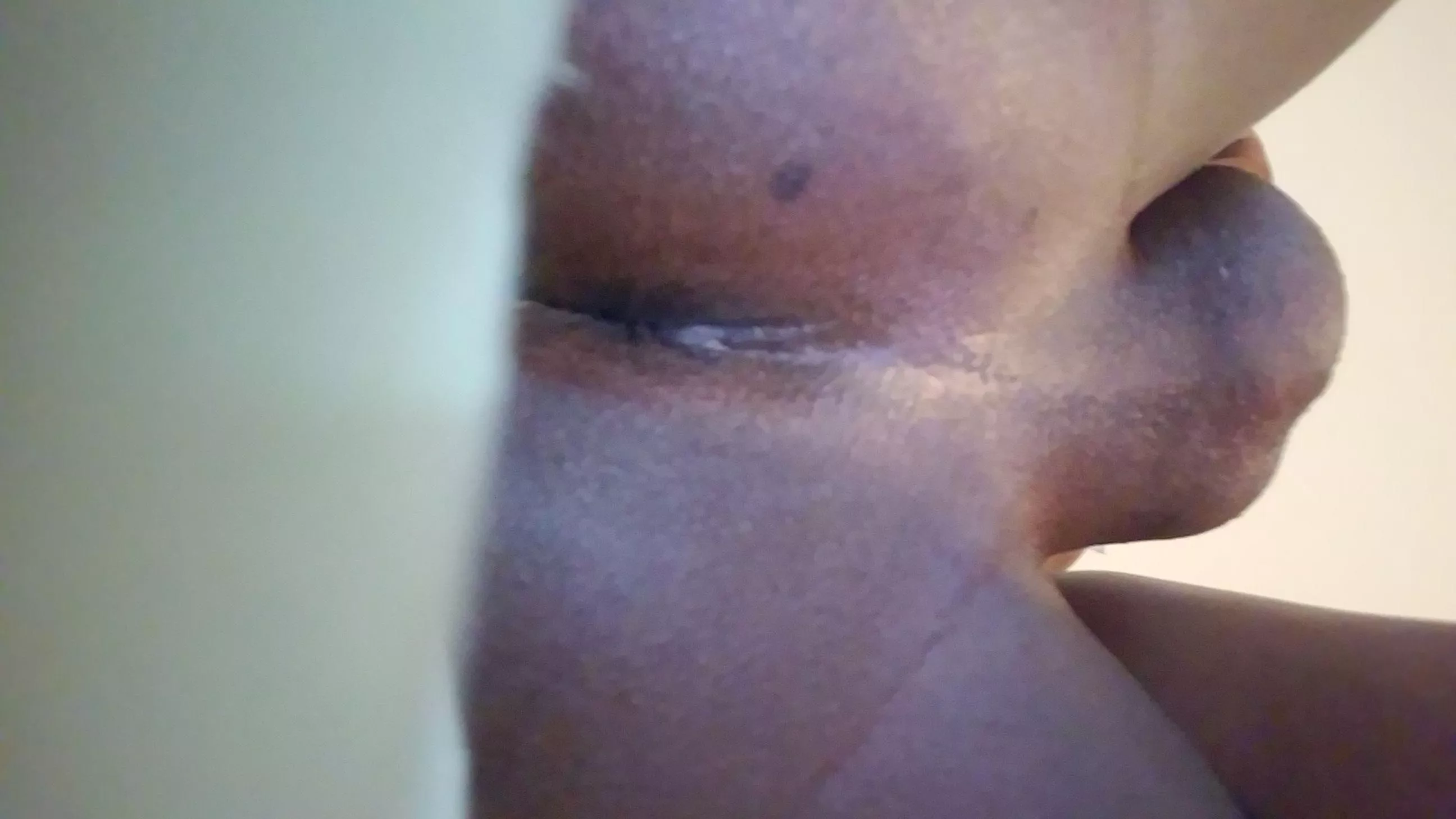 [50] DL discreet bottom, looking for freaky Top Men