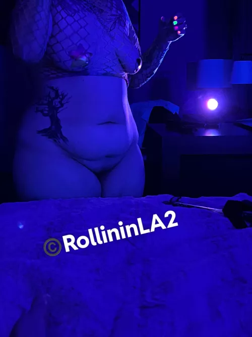 [56m/32f][SFV] getting a hotel room next weekend, looking for females or couples who enjoy Molly.  Going to roll next weekend.   Hit us up if interested…